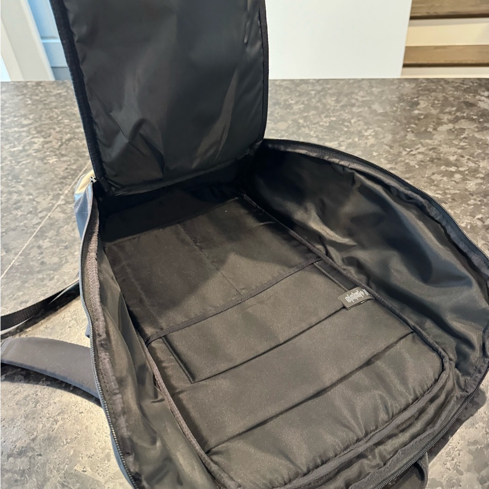 Lululemon backpack - Picture 7 of 10